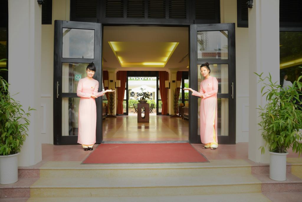 Villa Hue Hotel Buitenkant foto